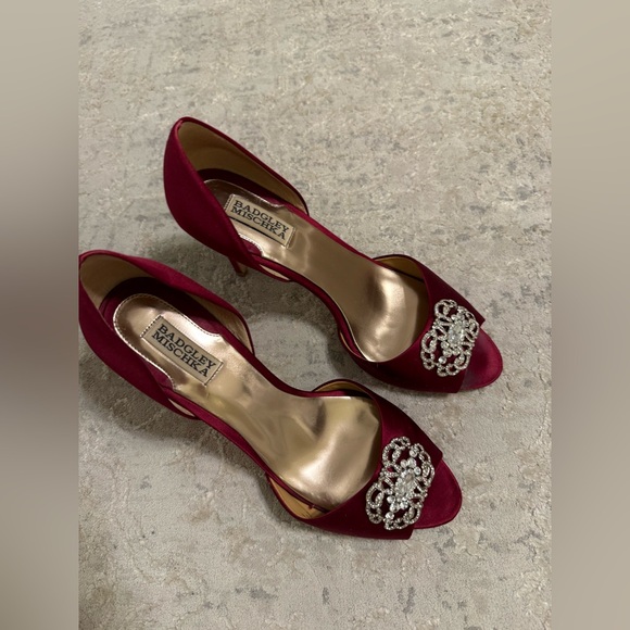 Badgley Mischka Burgundy Satin Peep-Toe Heels with Crystal embellishment - Picture 11 of 13